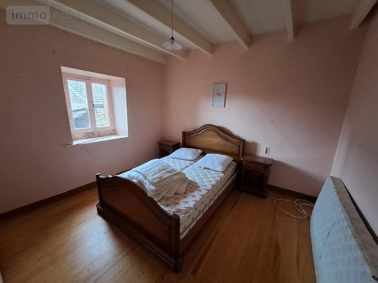 Maison a vendre Lorcières 15320 Cantal 191 m2 9 pièces 169900 euros