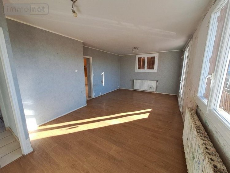 Maison a vendre Riom-ès-Montagnes 15400 Cantal 97 m2 5 pièces 110000 euros