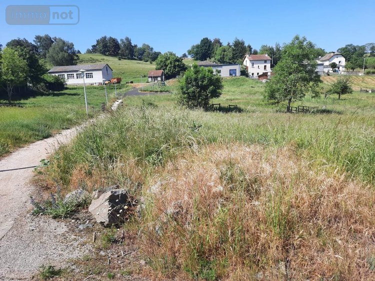Terrain a batir a vendre Val-d'Arcomie 15320 Cantal 4685 m2  15 euros