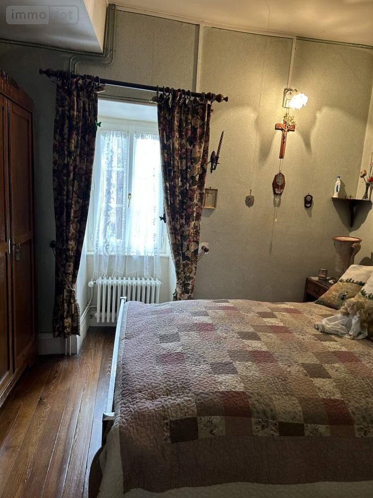 Viager maison Pouilly-en-Auxois 21320 Côte-d'Or 260 m2 10 pièces 50000 euros