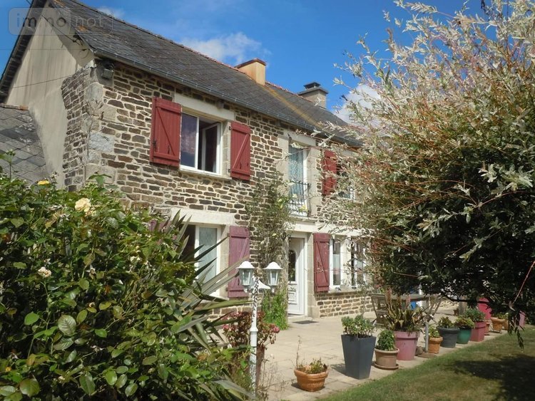 Maison a vendre Rouillac 22250 Côtes-d'Armor 175 m2 10 pièces 262000 euros