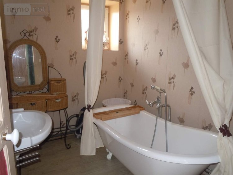 Maison a vendre Rouillac 22250 Côtes-d'Armor 175 m2 10 pièces 262000 euros