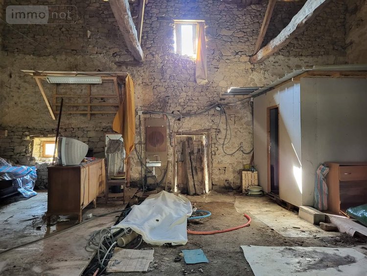 Bien agricole a vendre Noth 23300 Creuse 80 m2  30240 euros