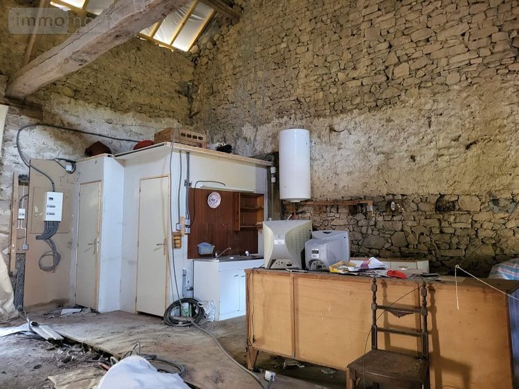 Bien agricole a vendre Noth 23300 Creuse 80 m2  26880 euros