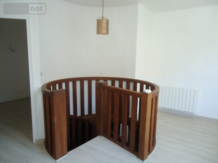 Fonds et murs commerciaux a vendre Dun-le-Palestel 23800 Creuse 98 m2  63130 euros
