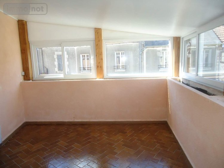 Fonds et murs commerciaux a vendre Dun-le-Palestel 23800 Creuse 98 m2  63130 euros