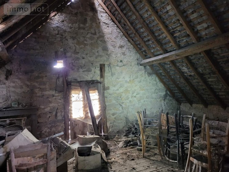 Maison a vendre Bénévent-l'Abbaye 23210 Creuse 90 m2 5 pièces 30240 euros