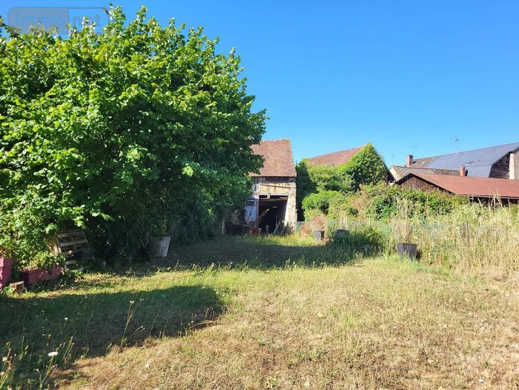 Fonds et murs commerciaux a vendre Dun-le-Palestel 23800 Creuse 161 m2  69550 euros