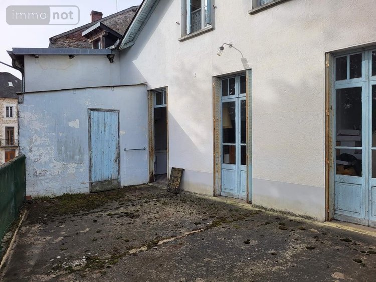 Fonds et murs commerciaux a vendre Dun-le-Palestel 23800 Creuse 180 m2  43200 euros