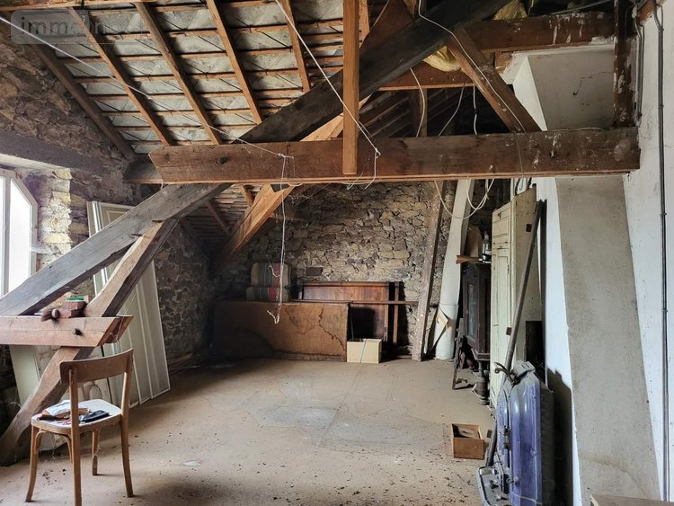 Fonds et murs commerciaux a vendre Dun-le-Palestel 23800 Creuse 180 m2  43200 euros