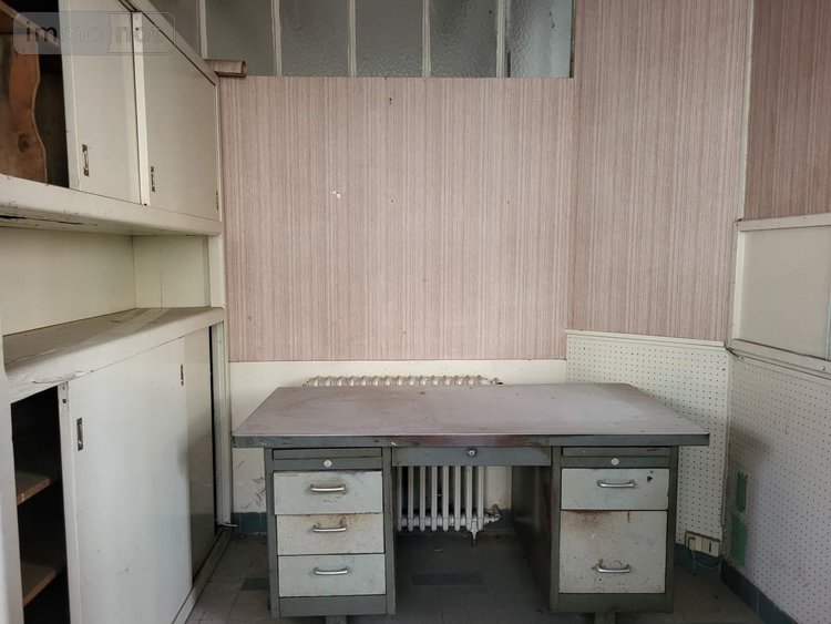 Fonds et murs commerciaux a vendre Dun-le-Palestel 23800 Creuse 180 m2  43200 euros