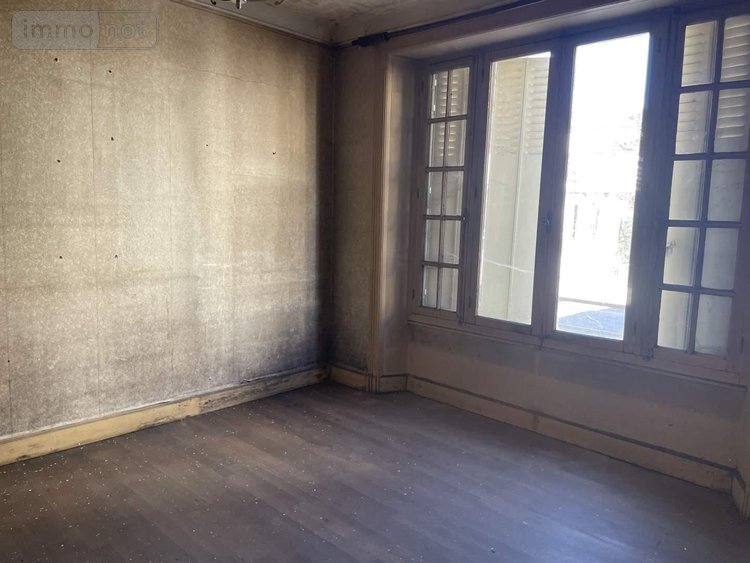 Immeuble a vendre Javerlhac et la Chapelle Saint Robert 24300 Dordogne 306 m2  203300 euros