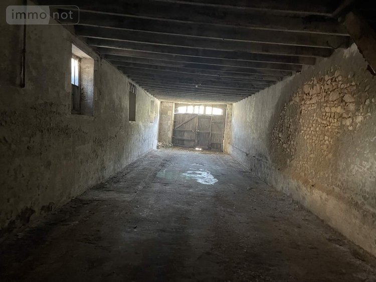 Immeuble a vendre Javerlhac et la Chapelle Saint Robert 24300 Dordogne 306 m2  203300 euros