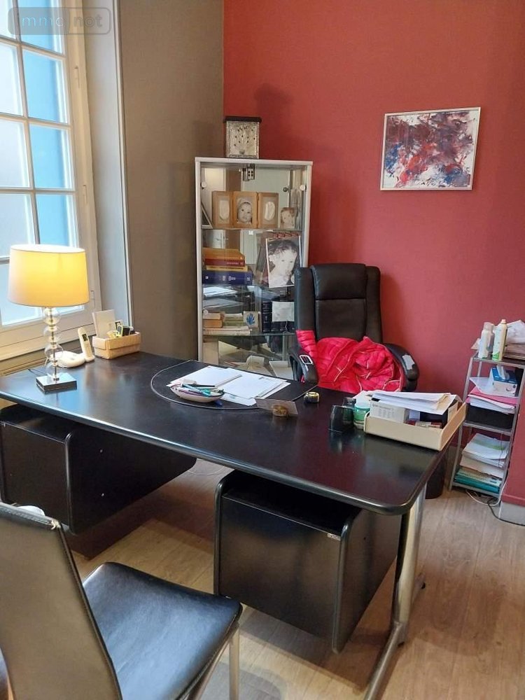 Location fonds et murs commerciaux Pont-Audemer 27500 Eure 76 m2  950 euros