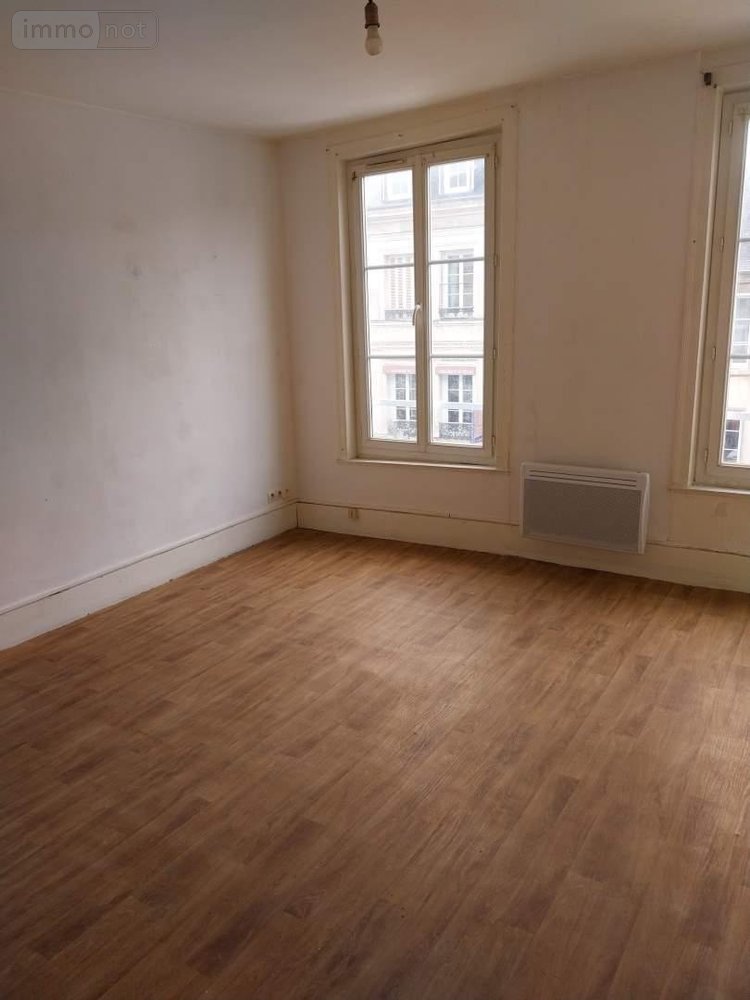 Location appartement Pont-Audemer 27500 Eure 29 m2 1 pièce 360 euros