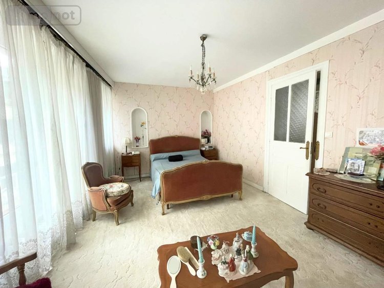 Immeuble a vendre Quimper 29000 Finistère 496 m2  808500 euros