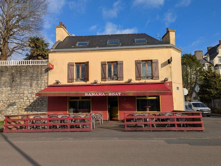 Immeuble a vendre Douarnenez 29100 Finistère 188 m2  462000 euros