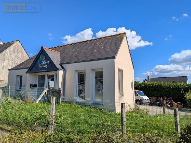 Fonds et murs commerciaux a vendre Douarnenez 29100 Finistère 56 m2  152250 euros
