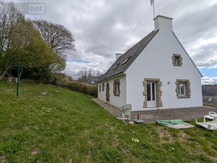 Maison a vendre Kerlaz 29100 Finistère 122 m2 5 pièces 241500 euros