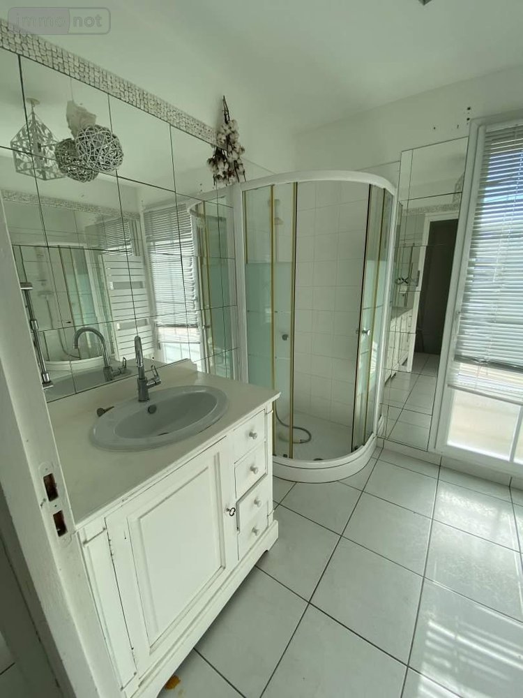 Appartement a vendre Penmarch 29760 Finistère 66 m2 3 pièces 210000 euros