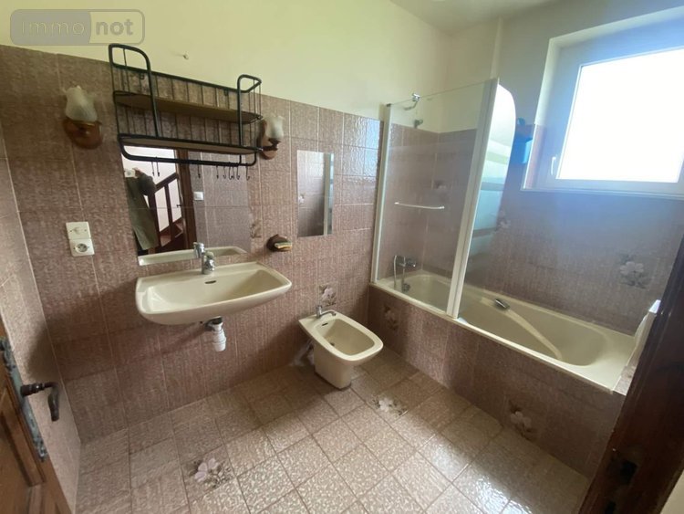 Maison a vendre Lanmeur 29620 Finistère 140 m2 8 pièces 290000 euros