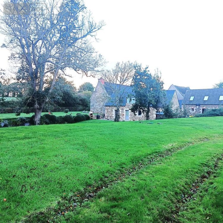 Maison a vendre Plougrescant 22820 Côtes-d'Armor 215 m2 10 pièces 689000 euros