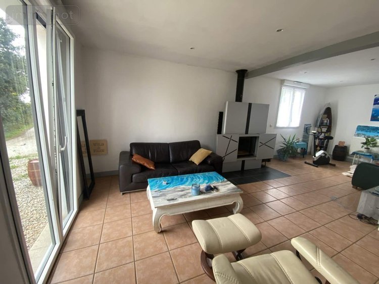 Maison a vendre Lanmeur 29620 Finistère 127 m2 7 pièces 259000 euros