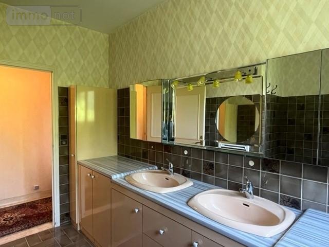 Maison a vendre Noyal-Châtillon-sur-Seiche 35230 Ille-et-Vilaine 160 m2 8 pièces 400336 euros