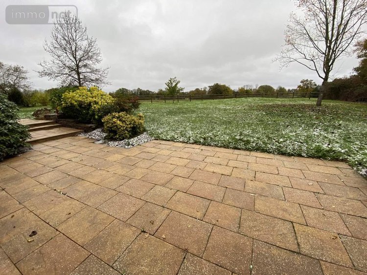 Location maison Noyal-Châtillon-sur-Seiche 35230 Ille-et-Vilaine 316 m2 9 pièces 2600 euros