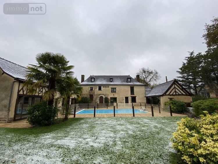 Location maison Noyal-Châtillon-sur-Seiche 35230 Ille-et-Vilaine 316 m2 9 pièces 2600 euros