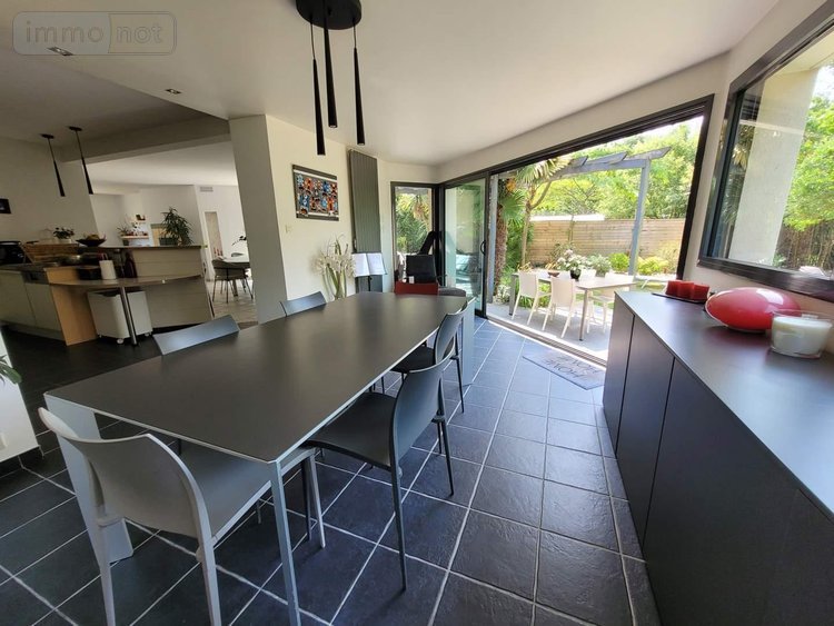 Maison a vendre Cesson-Sévigné 35510 Ille-et-Vilaine 214 m2 7 pièces 774900 euros