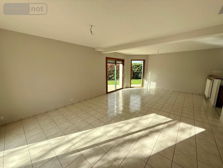 Location maison 35 Ille-et-Vilaine 125 m2 5 pièces 1100 euros