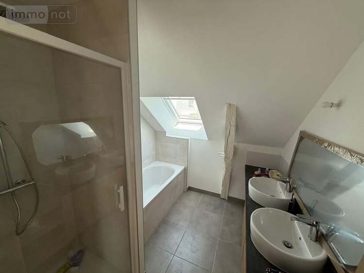 Location maison Servon-sur-Vilaine 35530 Ille-et-Vilaine 92 m2 5 pièces 1100 euros