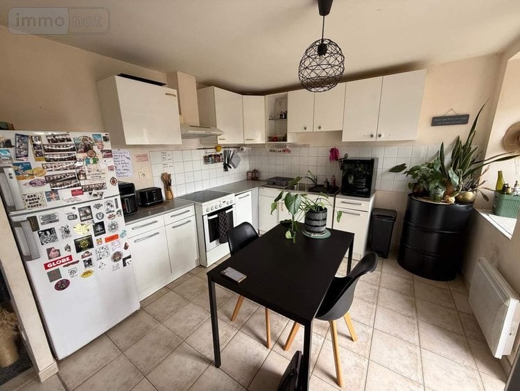 Location maison Châteaubourg 35220 Ille-et-Vilaine 79 m2 4 pièces 650 euros