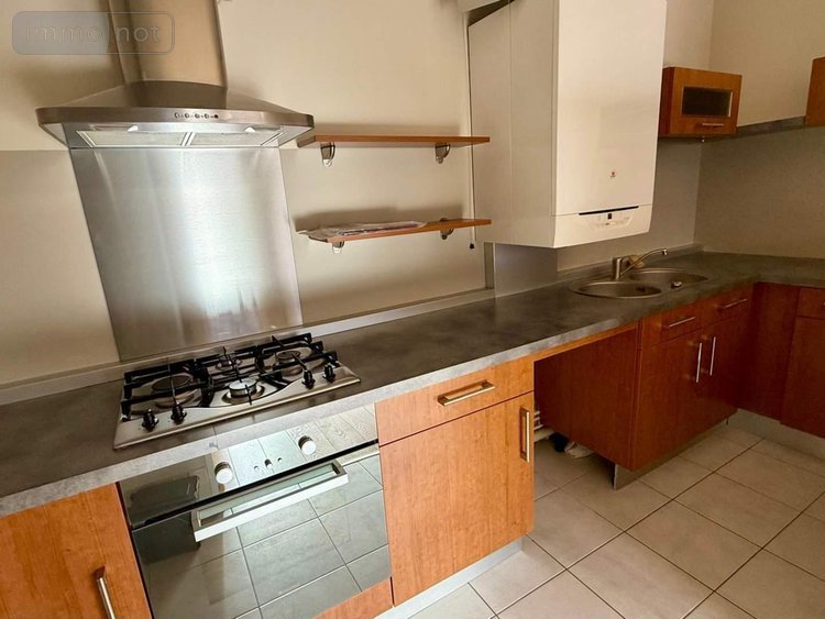 Location appartement Noyal-sur-Vilaine 35530 Ille-et-Vilaine 64 m2 3 pièces 740 euros