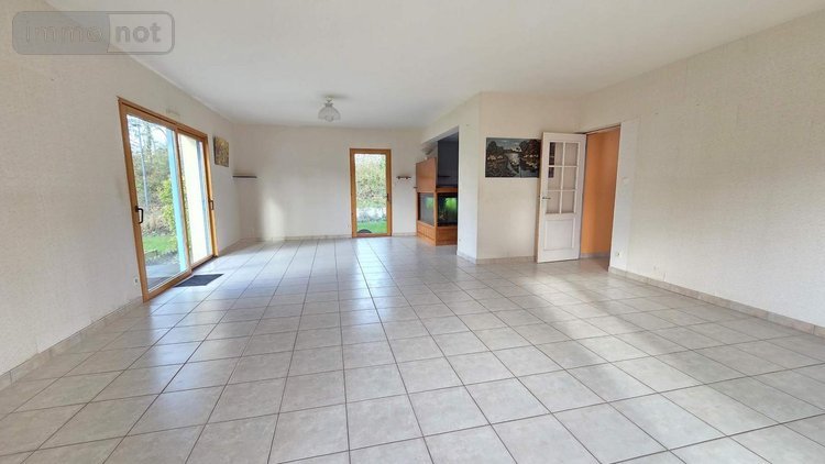 Maison a vendre Noyal-sur-Vilaine 35530 Ille-et-Vilaine 176 m2 8 pièces 445300 euros