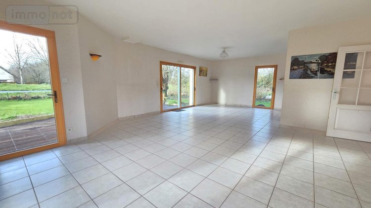 Maison a vendre Noyal-sur-Vilaine 35530 Ille-et-Vilaine 176 m2 8 pièces 445300 euros