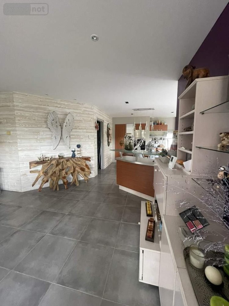 Maison a vendre Domloup 35410 Ille-et-Vilaine 263 m2 8 pièces 661600 euros