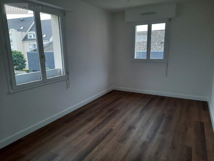 Location appartement Noyal-sur-Vilaine 35530 Ille-et-Vilaine 100 m2 5 pièces 800 euros