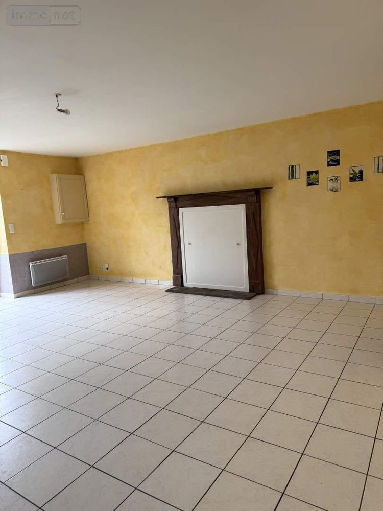 Location maison Dingé 35440 Ille-et-Vilaine 134 m2 4 pièces 800 euros