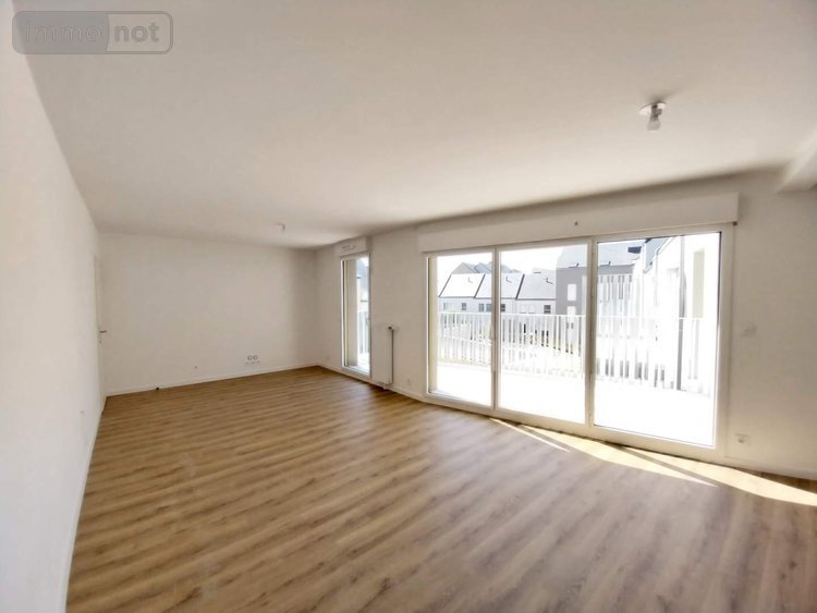 Location appartement Saint-Gilles 35590 Ille-et-Vilaine 80 m2 4 pièces 900 euros