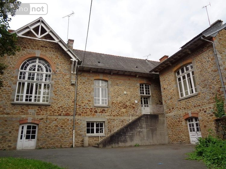Maison a vendre Fougères 35300 Ille-et-Vilaine 500 m2 20 pièces 301484 euros