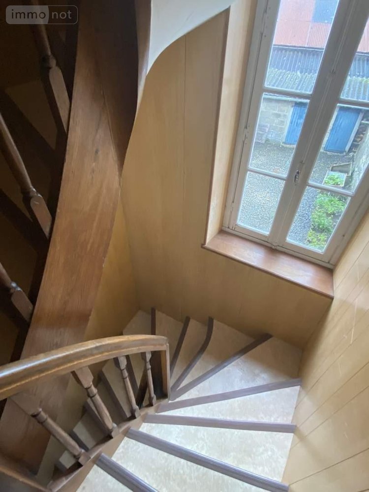 Immeuble a vendre Fougères 35300 Ille-et-Vilaine 150 m2  223514 euros