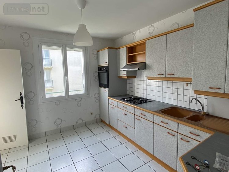 Appartement a vendre Fougères 35300 Ille-et-Vilaine 73 m2 4 pièces 140346 euros