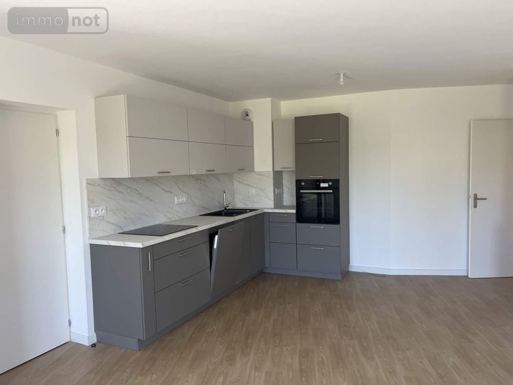 Location appartement Châteauneuf-d'Ille-et-Vilaine 35430 Ille-et-Vilaine 64 m2 3 pièces 740 euros