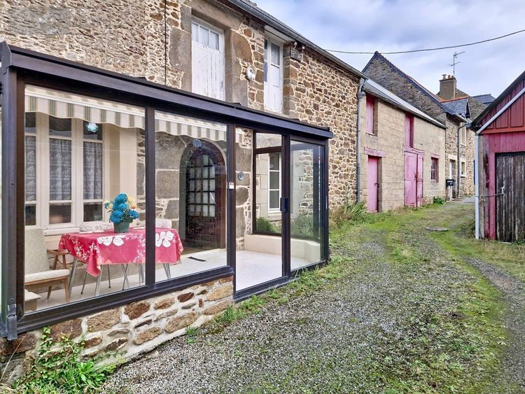 Maison a vendre Saint Père Marc en Poulet 35430 Ille-et-Vilaine 120 m2 5 pièces 219000 euros