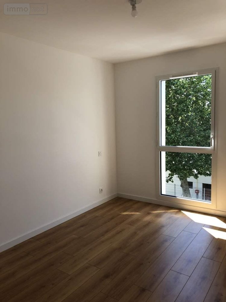 Location appartement Saint-Malo 35400 Ille-et-Vilaine 80 m2 3 pièces 900 euros