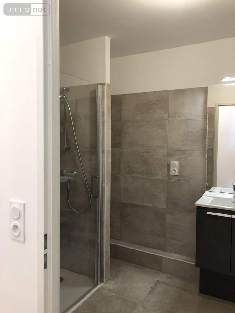 Location appartement Saint-Malo 35400 Ille-et-Vilaine 80 m2 3 pièces 900 euros