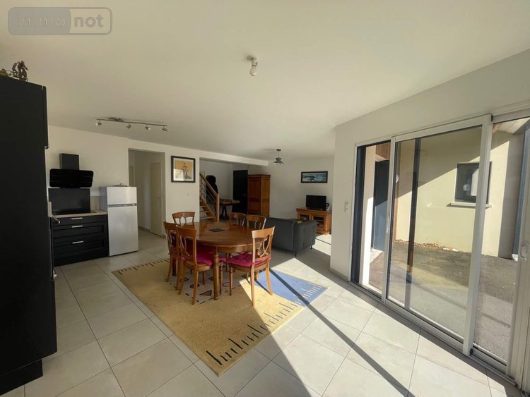 Maison a vendre Châteaubourg 35220 Ille-et-Vilaine 104 m2 6 pièces 282150 euros