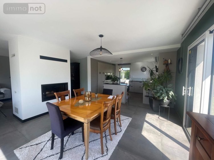 Maison a vendre Châteaubourg 35220 Ille-et-Vilaine 138 m2 6 pièces 444100 euros